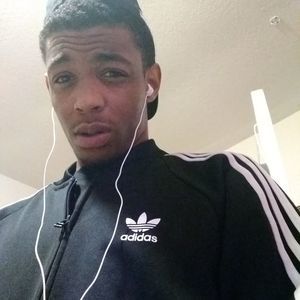 Meet your Posher, Omar